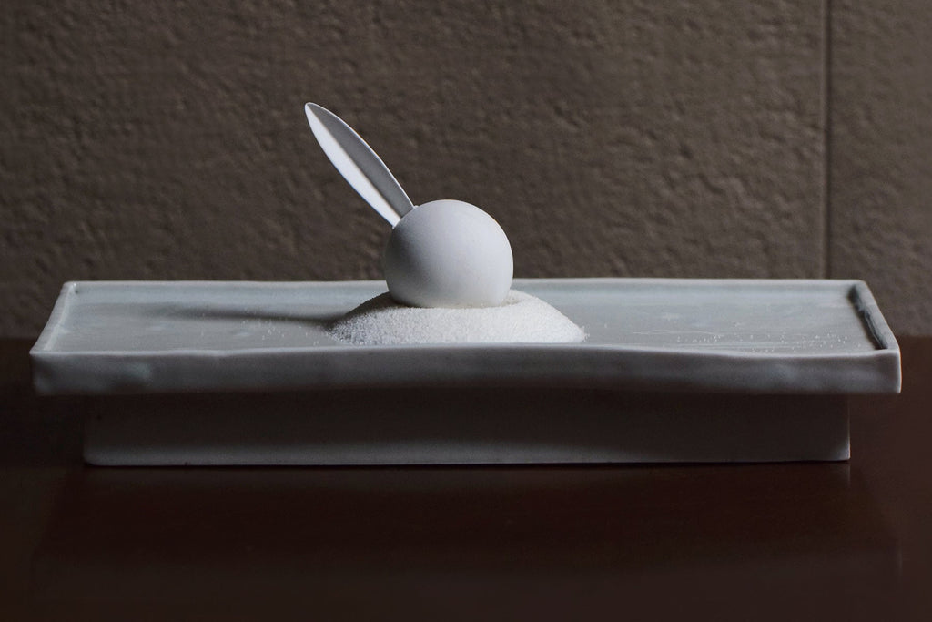 岩淵 重哉 酉々窯 月兎 香合 茶道具 e102 岩淵 重哉 酉々窯 月兎 香合 茶道具 e102