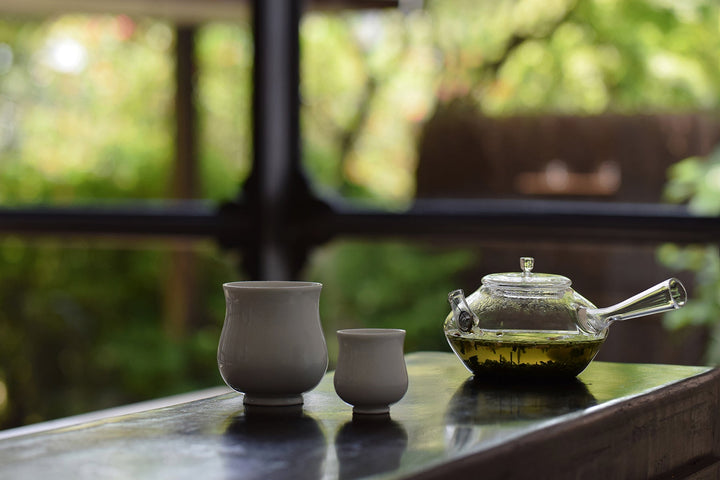白磁立ちぐい吞み　白磁ぐい呑み　白磁茶碗　白磁筒茶碗 白磁立ちぐい吞み白磁ぐい呑み白磁茶碗白磁筒茶碗